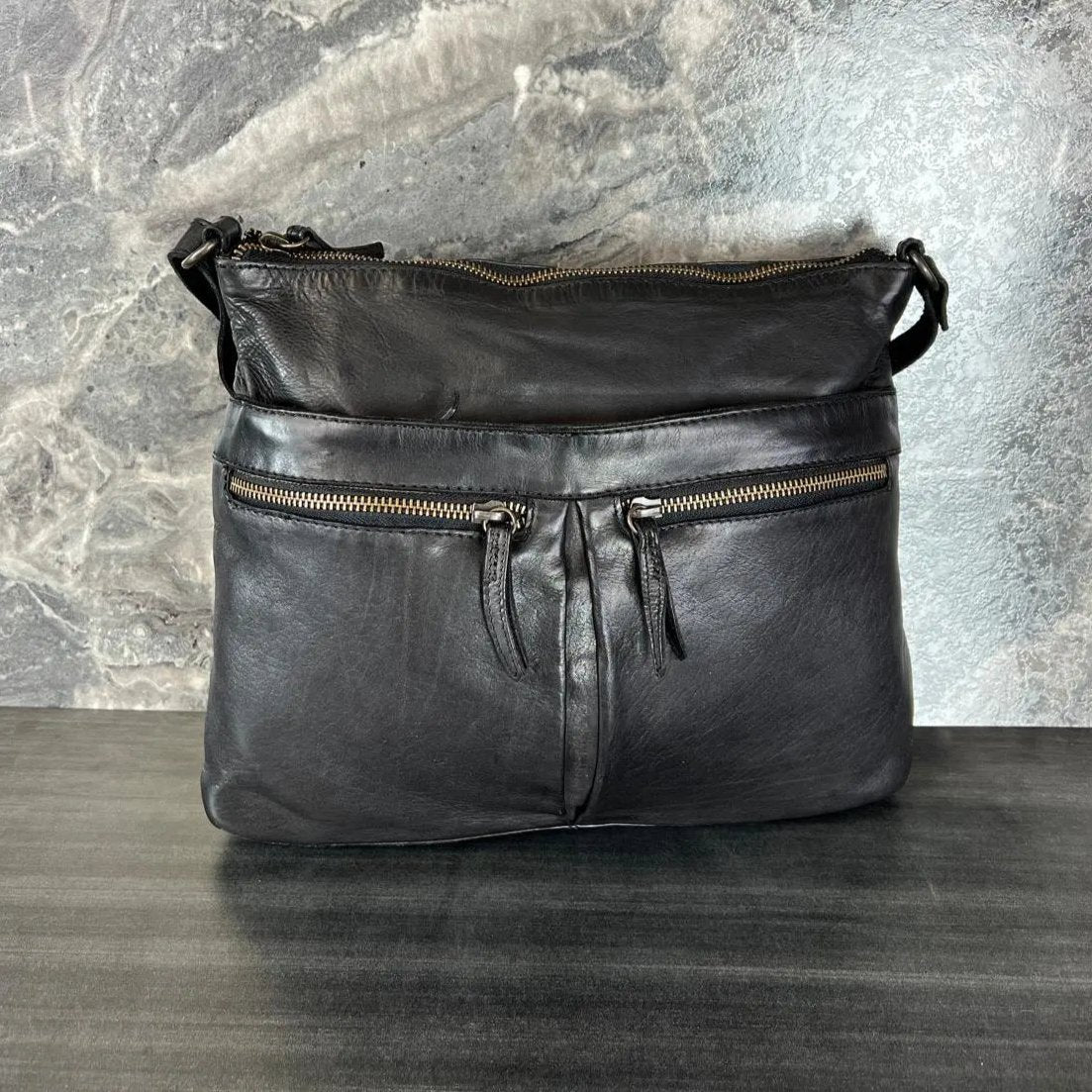 MET Leather Crossbody Bag with Dual Zipper Pockets - Boutique of Leathers/Open Road