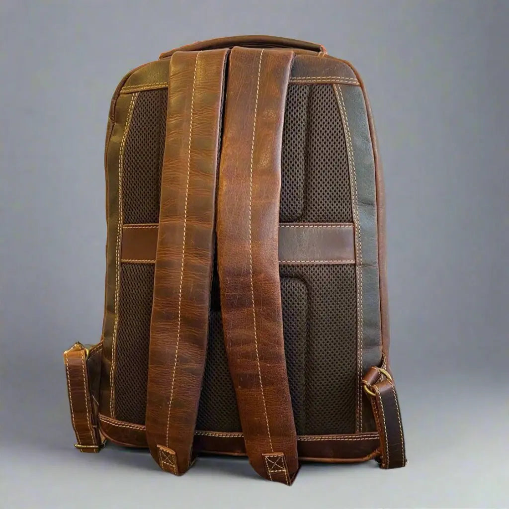 MET Two Adjustable Strap Leather Sundaland Backpack Backpacks & Messenger Bags Boutique of Leathers/Open Road