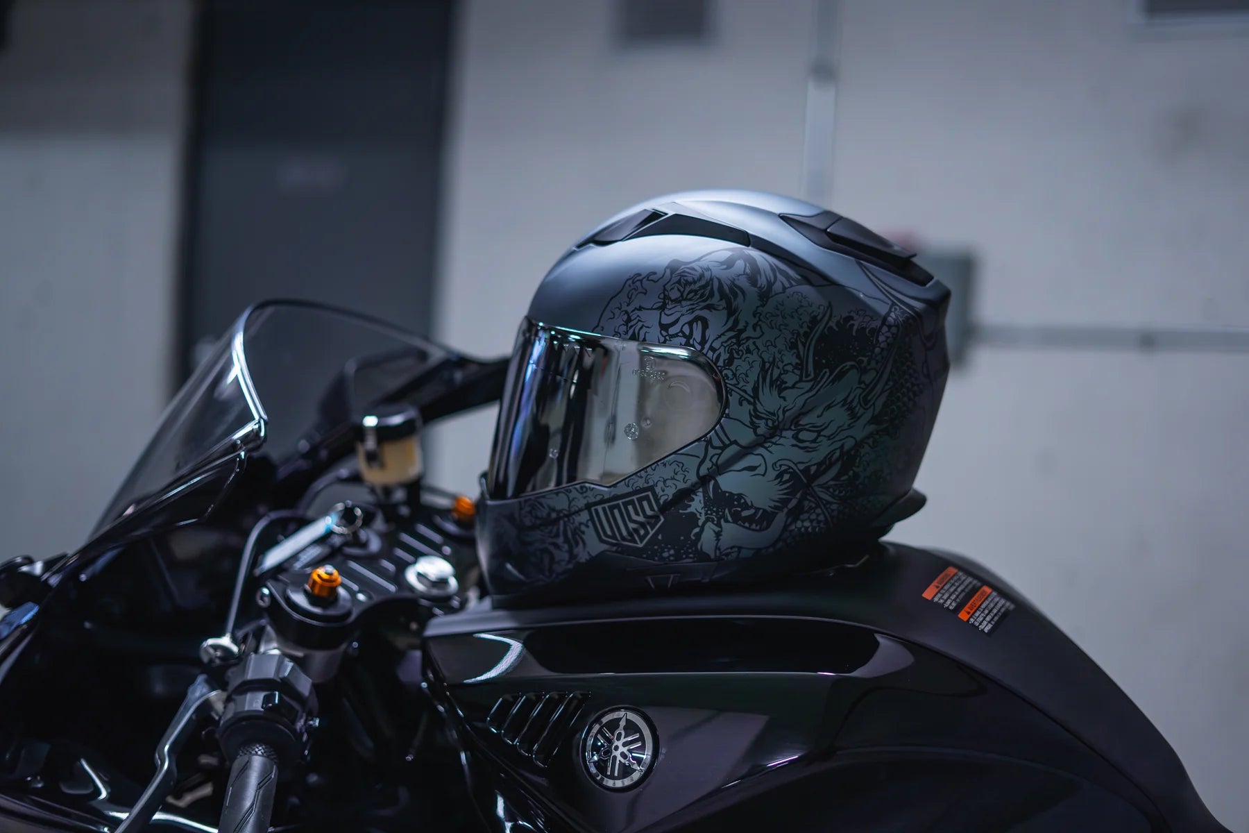 Voss 989 Moto-V Rei Full Face Matte Motorcycle Helmet