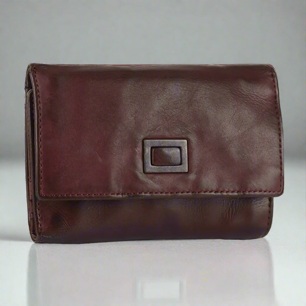 BOL Women's Square Tab Leather Wallet Women's Wallets Boutique of Leathers/Open Road