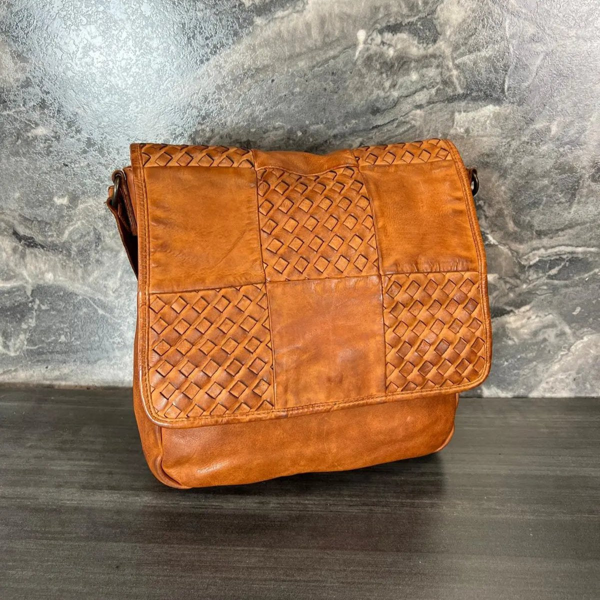 Basket Weave Pattern Crossbody Bag Handbags & Purses Boutique of Leathers/Open Road