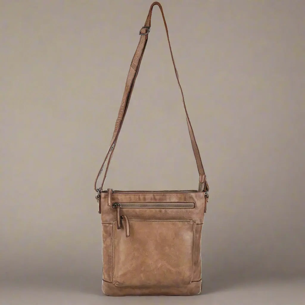 MET Leather Crossbody Bag Handbags & Purses Boutique of Leathers/Open Road