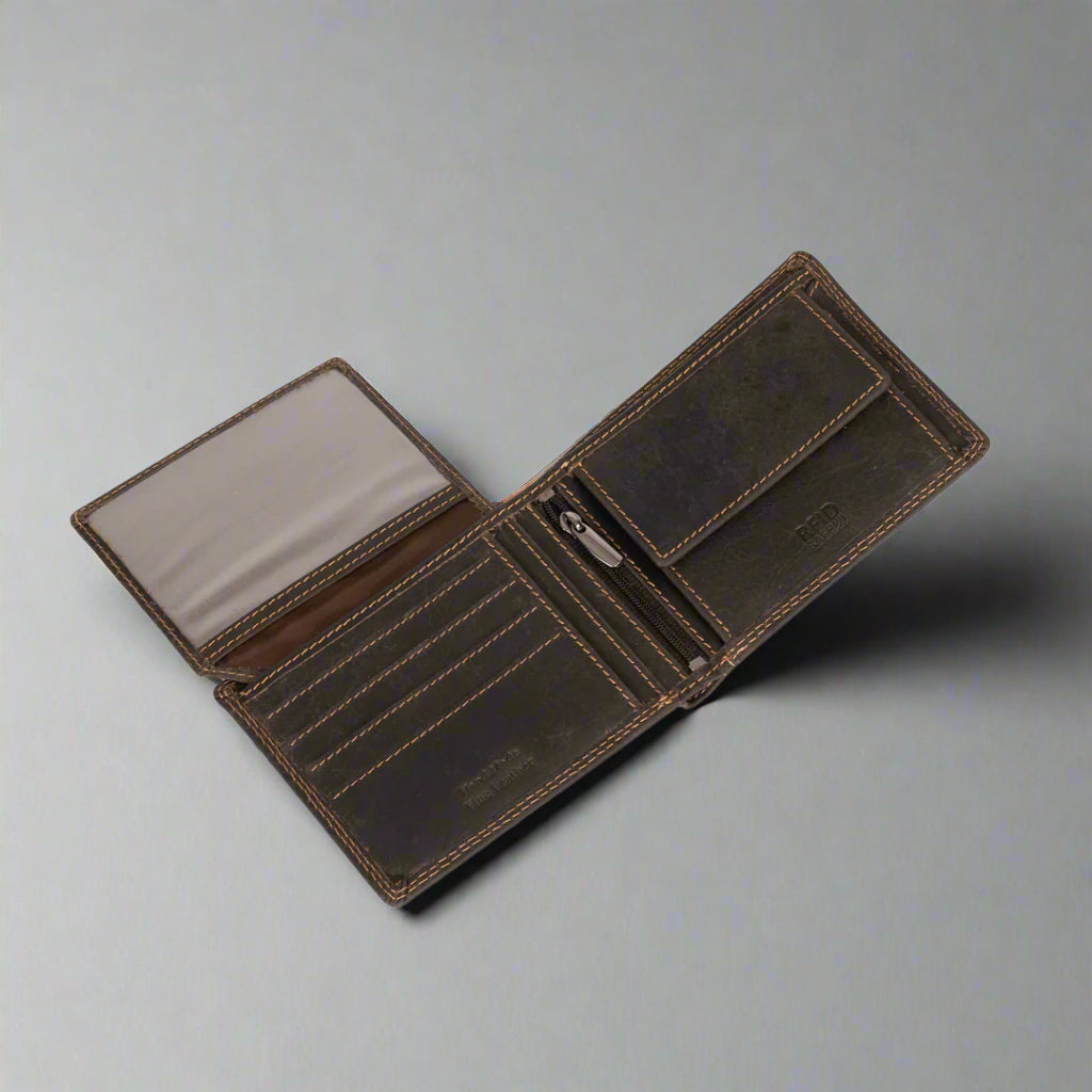Greenwood Leather Men's Wallet. RFID-Blocking Oil Pull-Up Leather - Boutique of Leathers/Open Road