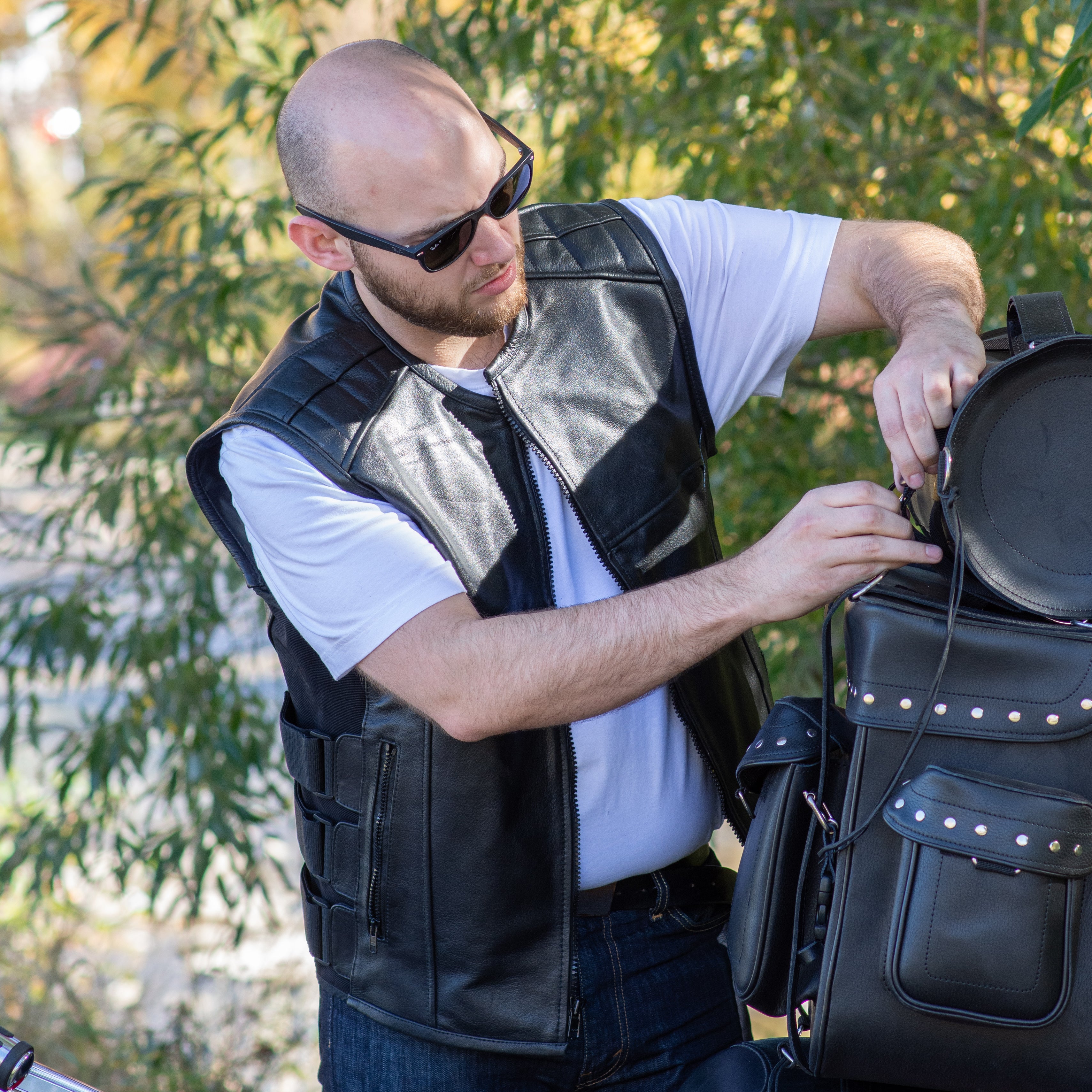 Open Road Men's Zip-Up Tactical Leather Vest